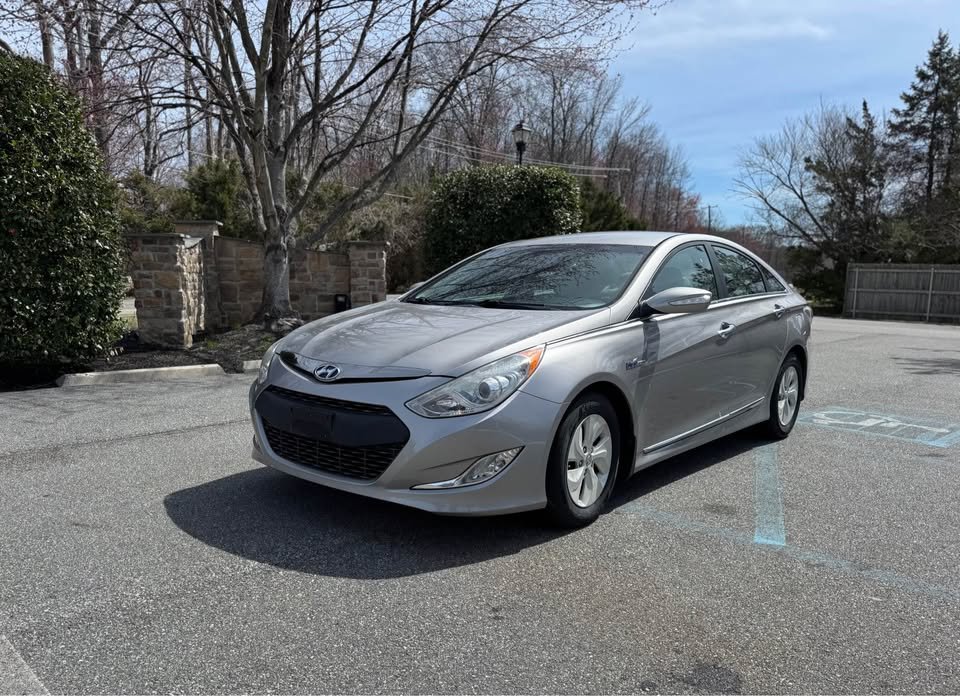 2013 Hyundai Sonata Hybrid